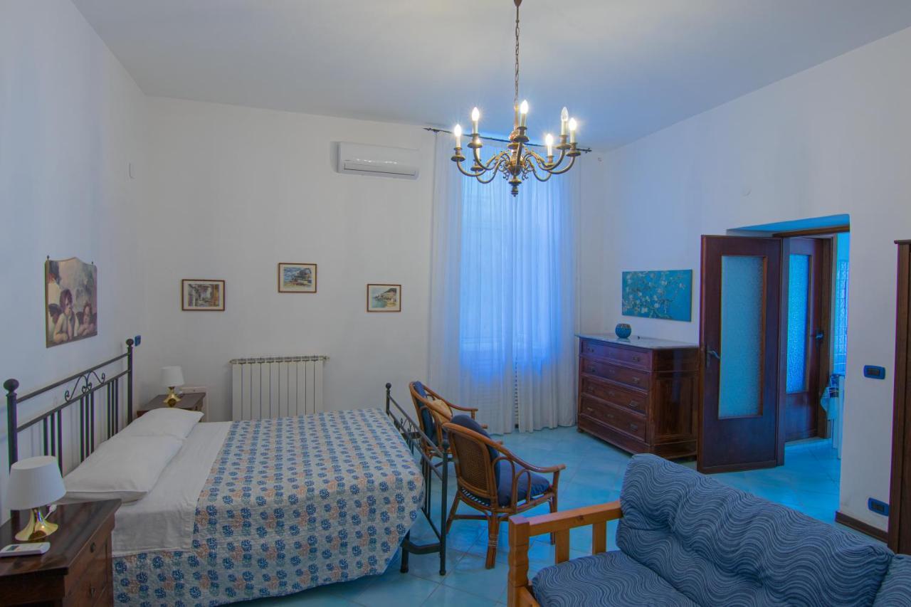 Ponza Holiday Homes - Santa Maria 外观 照片